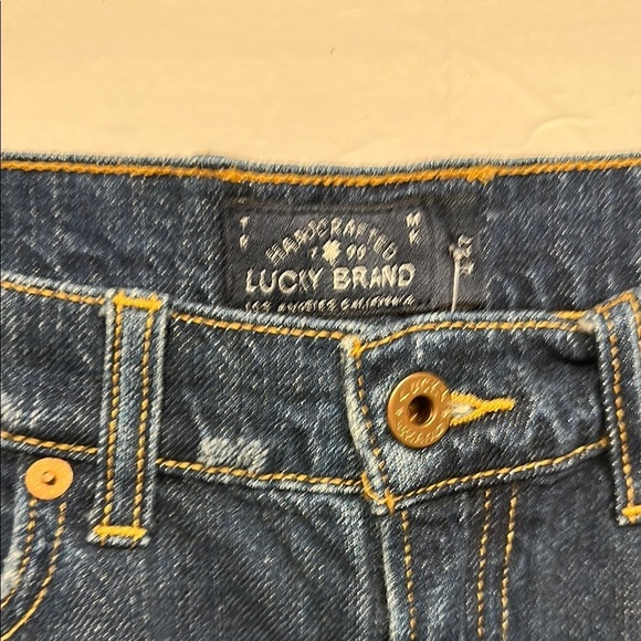 Lucky Brand Women's Distressed Denim Shorts cut off blue jeans size 4/27 - Picture 3 of 8